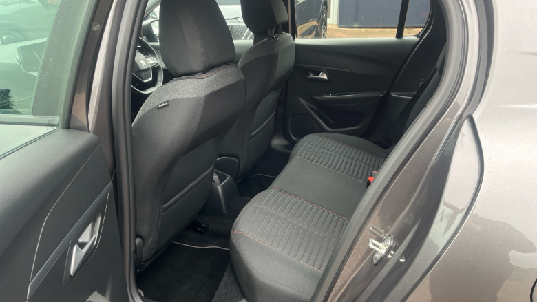 Peugeot 208 1.2 PureTech Active Premium 5dr Petrol Hatchback